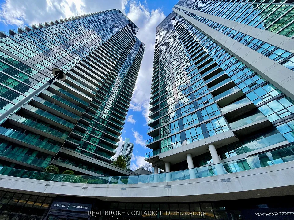 18 Harbour St #1601