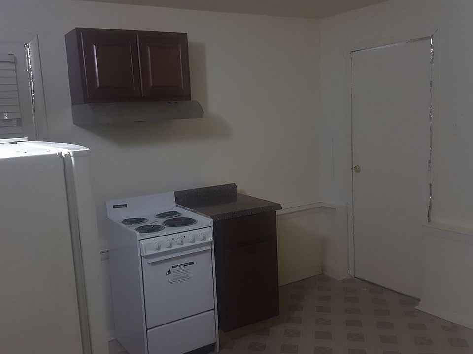 2nd image of 724 Narrowleaf Dr