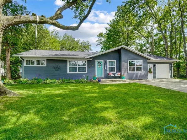 317 John Ct, Bowling Green, OH 43402