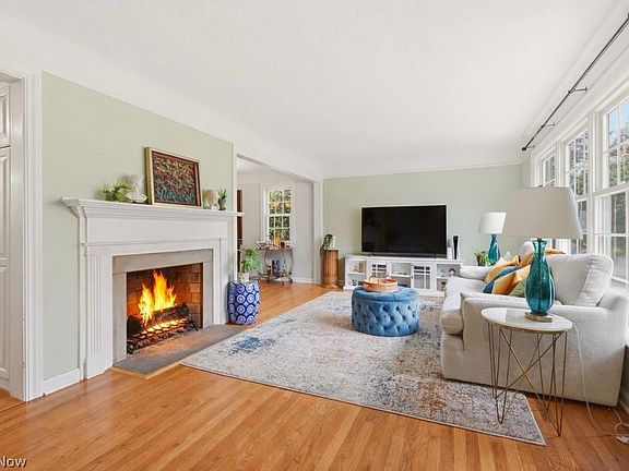 2nd image of 1274 Croyden Rd