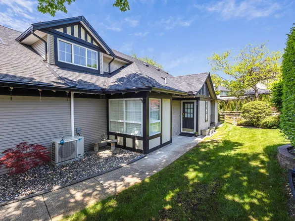 17917 68th Ave #52, Surrey, BC V3S 9C8