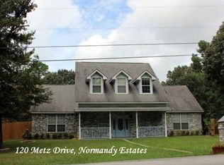 120 Metz Dr, Lufkin, TX 75901