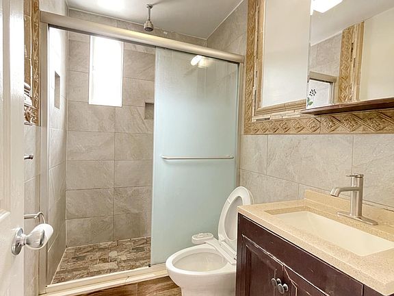 4th image of 154 Lincoln Ave Floor 2