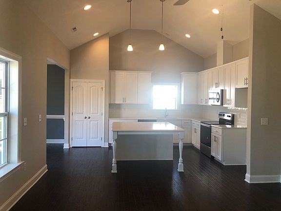 The Magnolia 1240 Valley Dale Drive Bent Tree Vaulted Ceilings