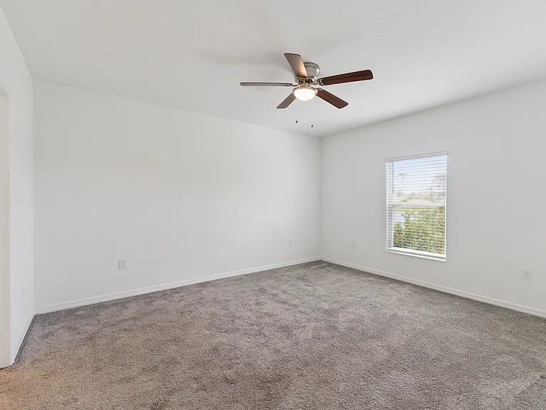 3921 Willowbrook Dr — Photo 11
