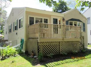 3 Hemlock St, Hampton, NH 03842