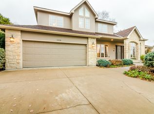 1108 Morgan Ln, Manhattan, KS 66503
