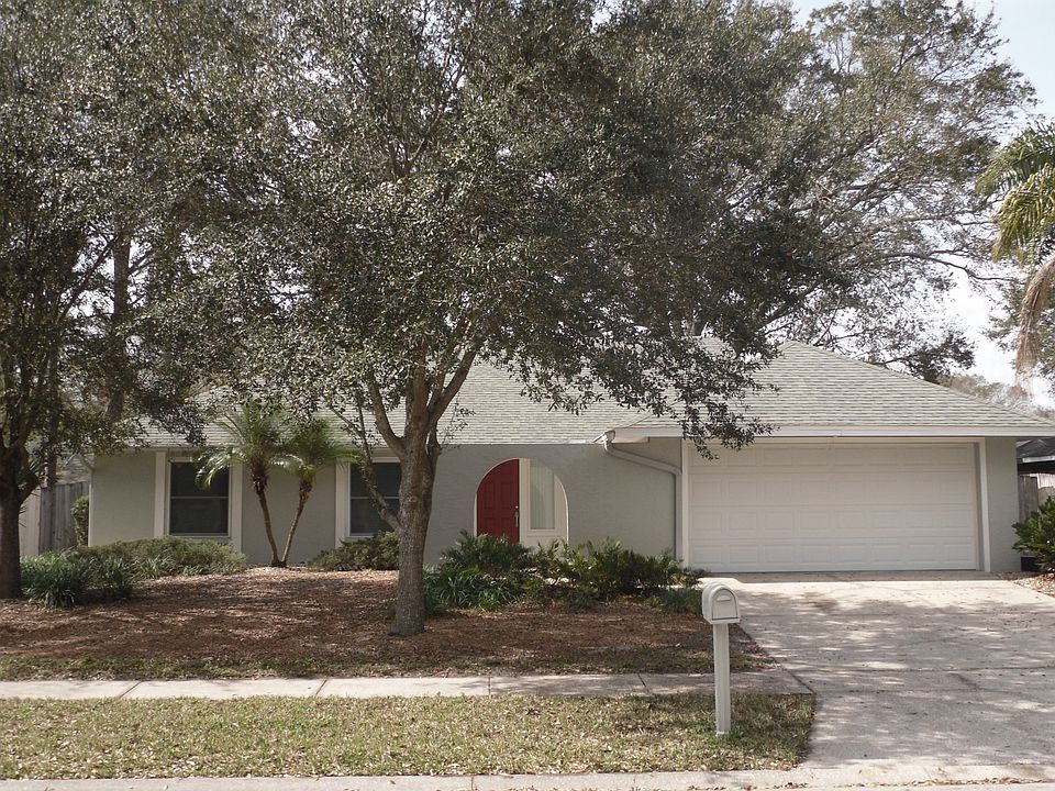 1st image of 15010 Naples Pl