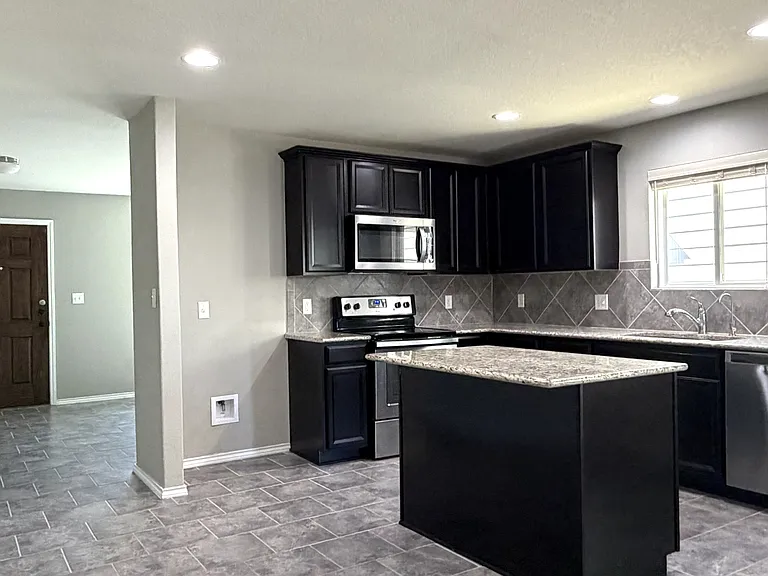 11845 Silver Chase — Photo 4