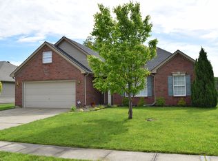 10001 Chatteris Rd, Evansville, IN 47725