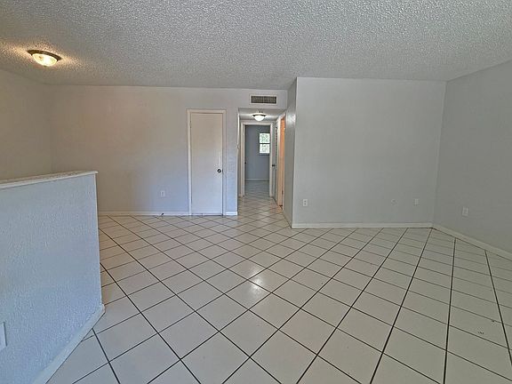 4th image of 2 N Fernwood Ave APT 14
