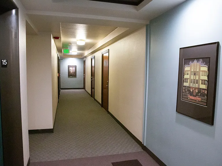 Park Tower Apartments — Photo 70