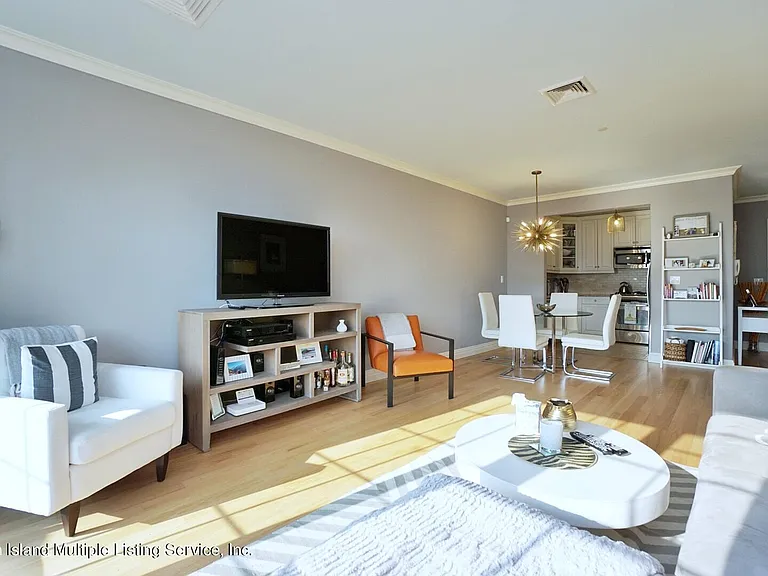 155 Bay St #2C — Photo 13
