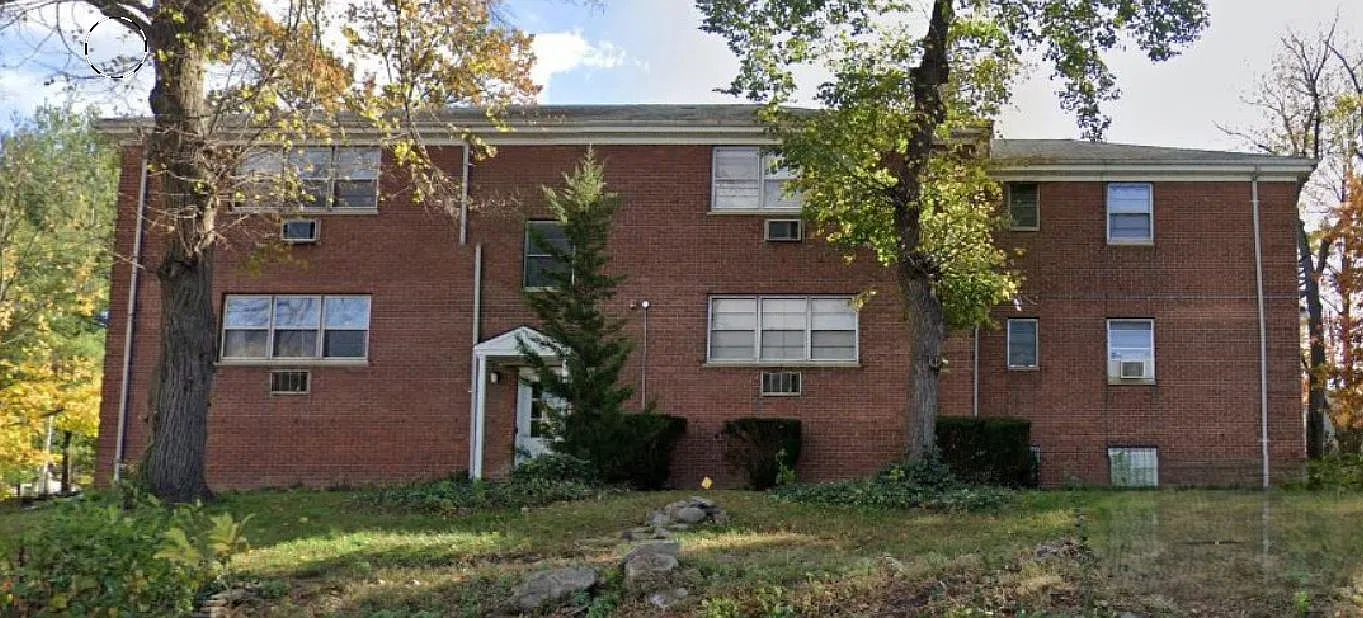 513-515 Grand Ave — Photo 1