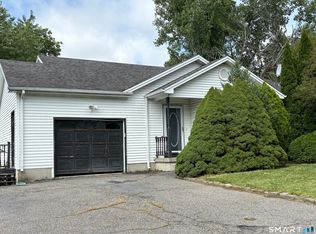 17 Fox Run, Torrington, CT 06790