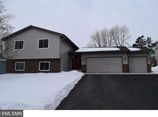 411 Devonshire Dr, Nya, MN 55397