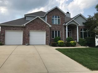 249 Moncrief Dr, Valparaiso, IN 46385