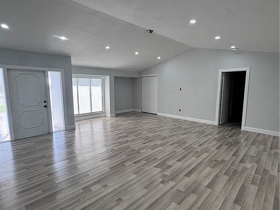 5th image of 4102 Palm Tree Blvd