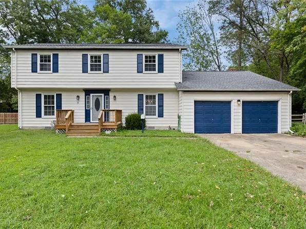 6 Blackwater Ln, Hampton, VA 23669