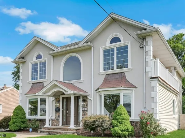 40 Scott Ter, Clifton, NJ 07013