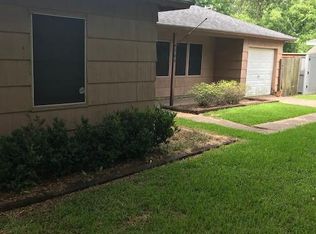 703 Heisse St, Alvin, TX 77511