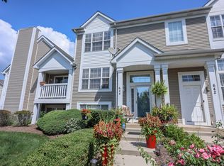 644 Spring Leaf Dr, Joliet, IL 60431