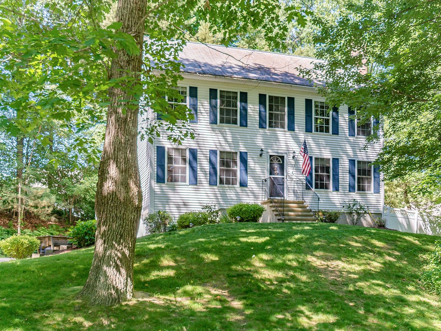 79 Beacon Hill Road, Pelham, NH 03076 | Zillow