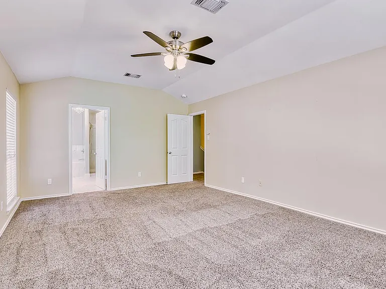 22503 Madison Park — Photo 22