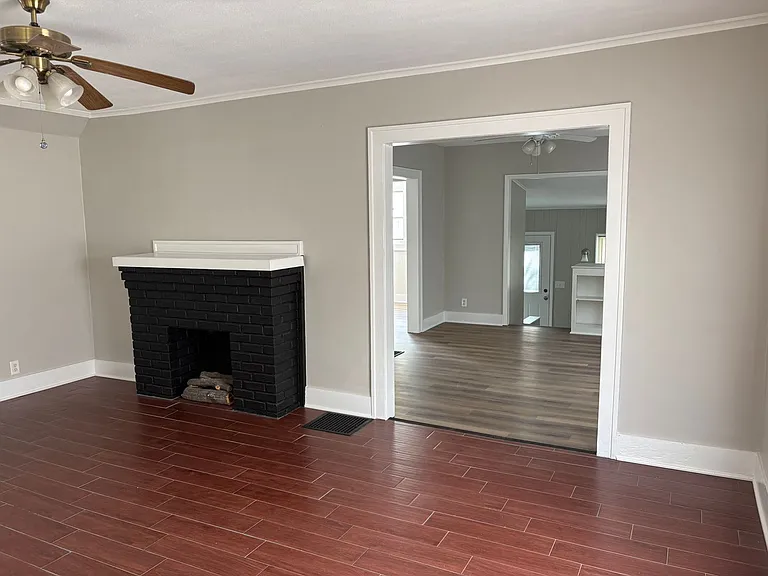 128 N Seffner Ave — Photo 12