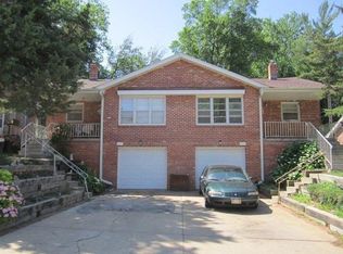 6015 Birch St, Omaha, NE 68104