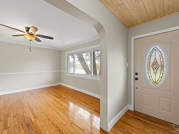 4th image of 608 Bradford Dr
