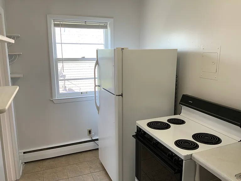 1006 Broadway St — Photo 60