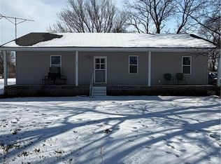 648 N Main St, Saint Paul, KS 66771