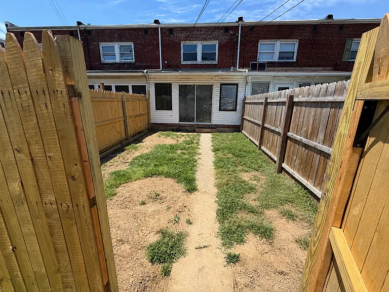 Fully Fenced Backyard with Private Outdoor Space