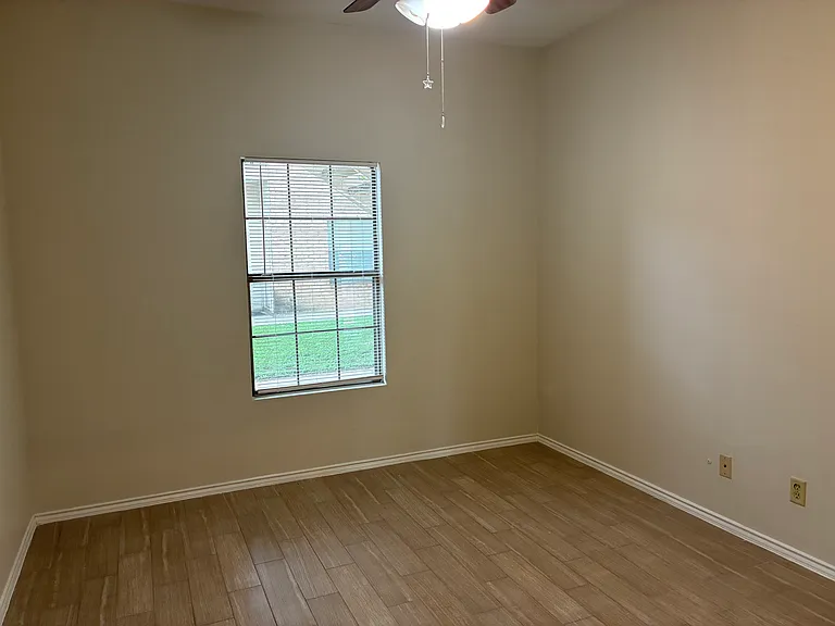 511 Shiloh Dr #14 — Photo 19