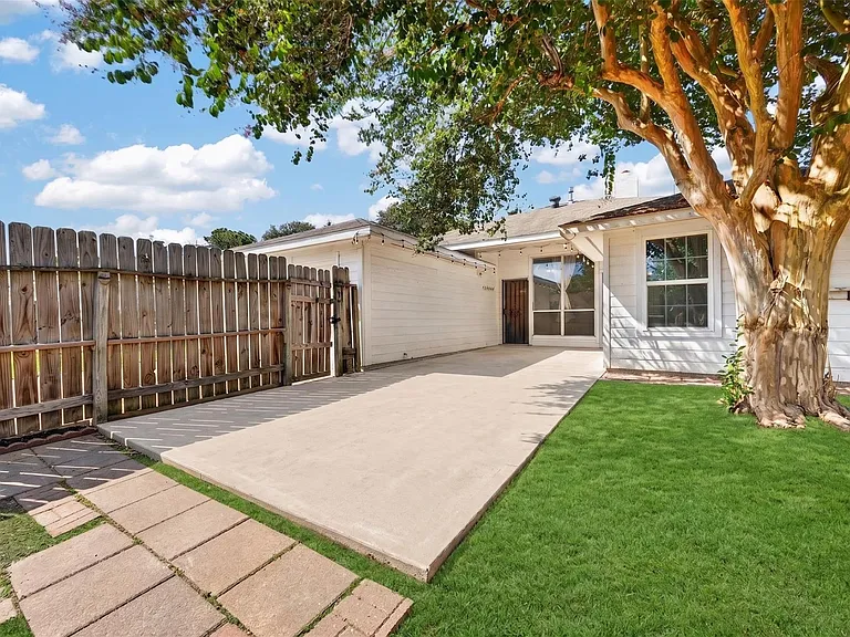 15307 Flemington Ave — Photo 37