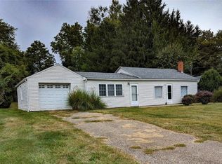 705 Military Rd, Zanesville, OH 43701