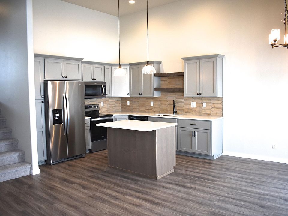 2nd image of 2143 Allison Ln