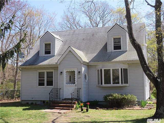 1st image of 127 Bellport Ave