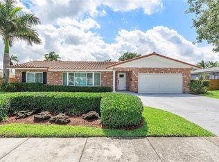 1960 SW 56th Ave, Plantation, FL 33317