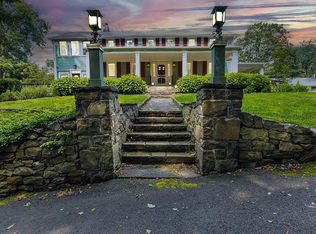 150 Twin Arch Rd, Washingtonville, NY 10992