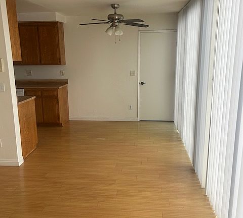 3rd image of 10715 Missouri Ave APT 305