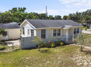 2390 Washington Rd, Mount Dora, FL 32757