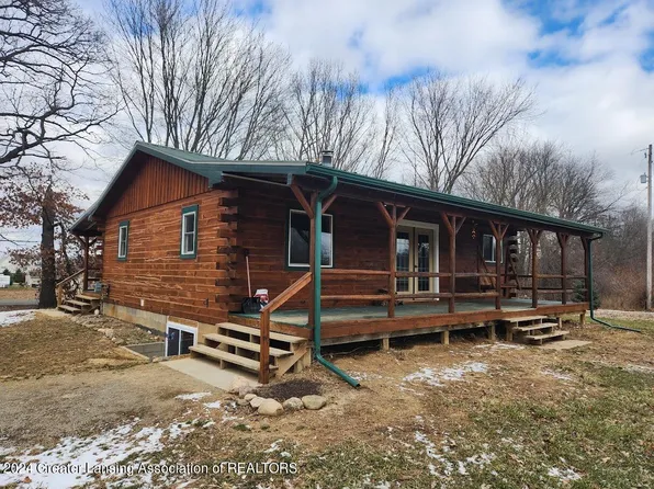 3243 Perrine Rd, Rives Junction, MI 49277