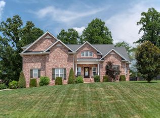 735 Coveview Cir, Cookeville, TN 38506