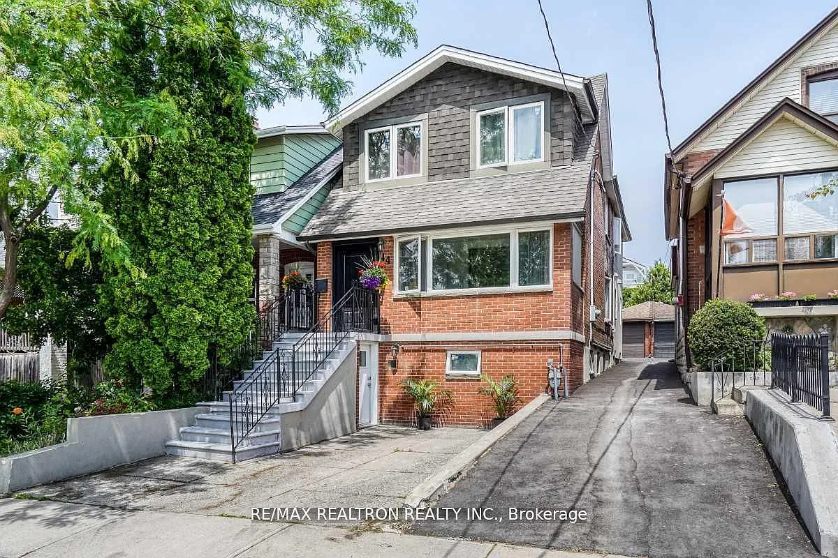 44 Jesmond Ave N photo 1