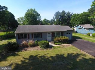 25 Wilmor Dr, East Windsor, NJ 08520