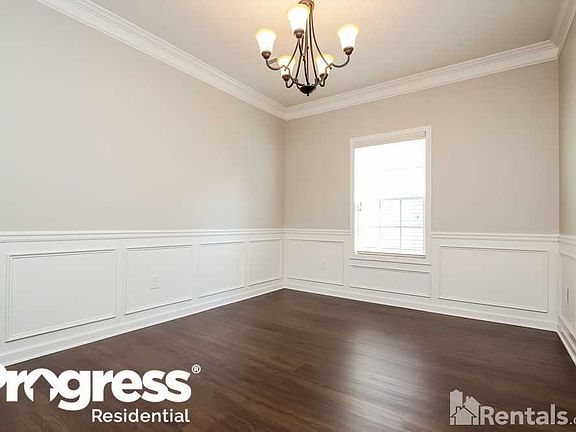 5th image of 2492 Folsom St