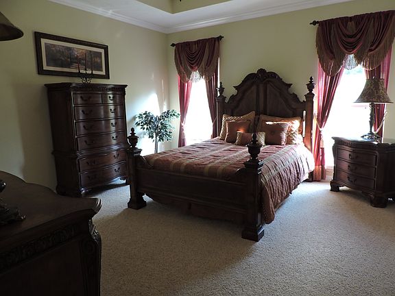 Master suite