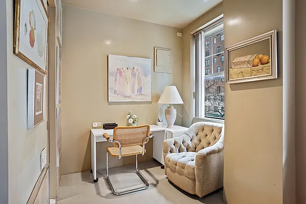 Sold by R New York | media 15